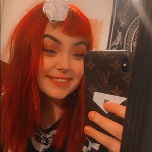 Meet your Posher, Olivia